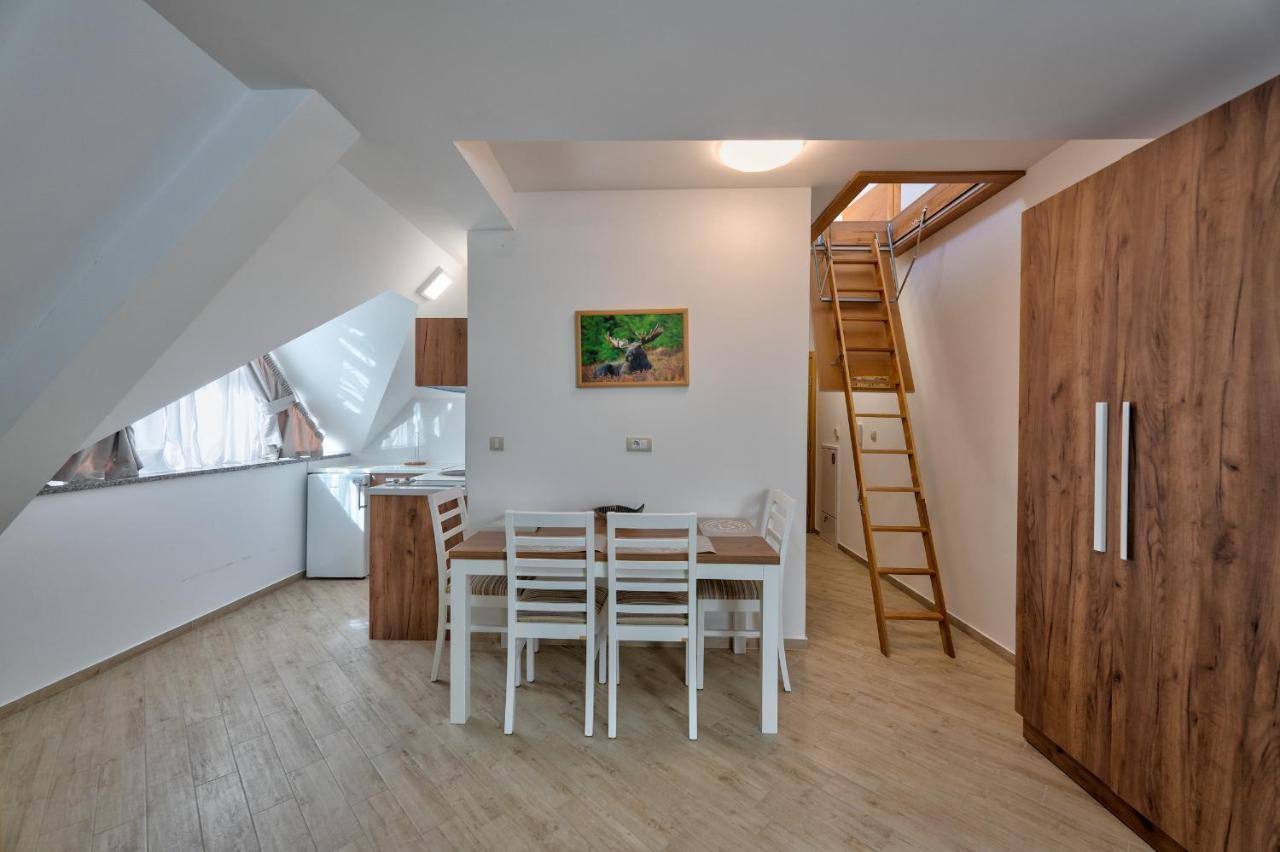 Lovac Apartmani Zlatibor Buitenkant foto